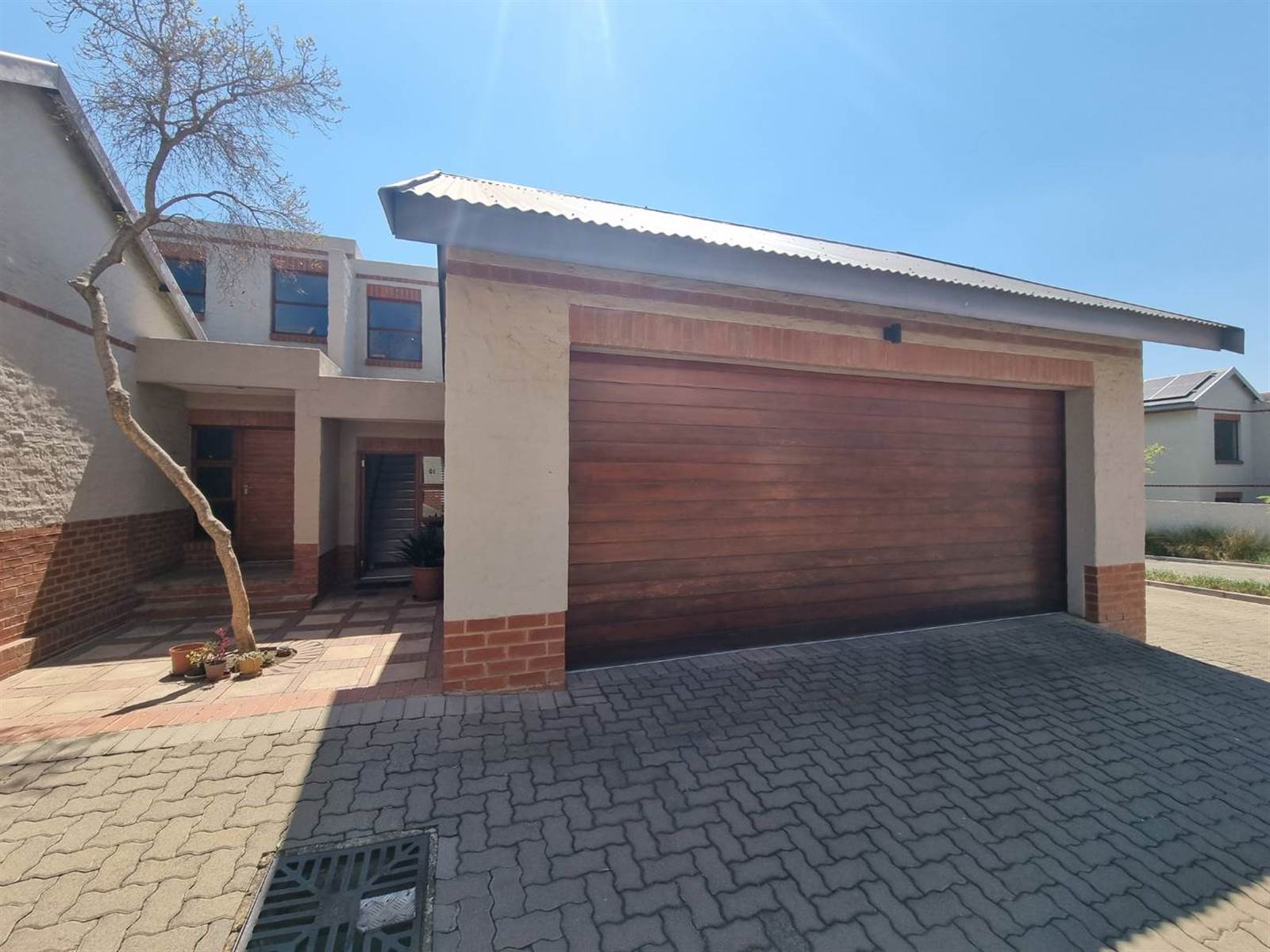 3 Bed Townhouse in Rooihuiskraal photo number 29