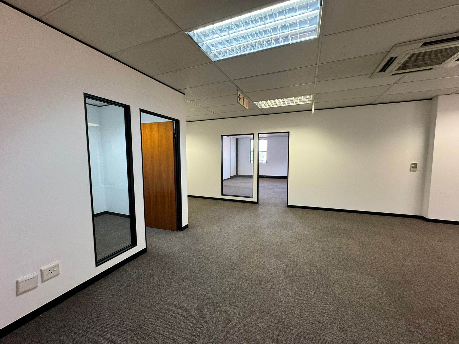 284  m² Commercial space in Morningside photo number 28