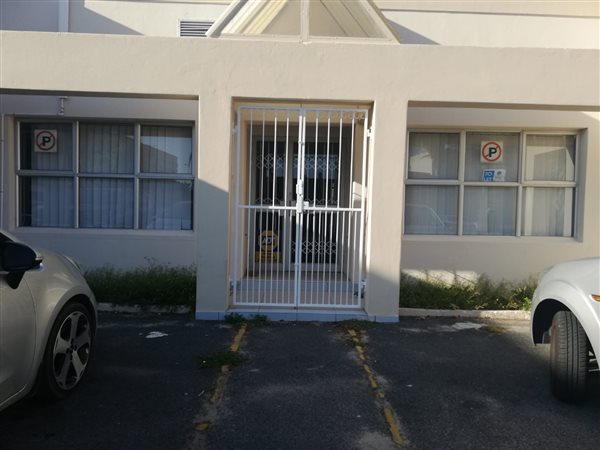 122  m² Office Space in Bellville Central