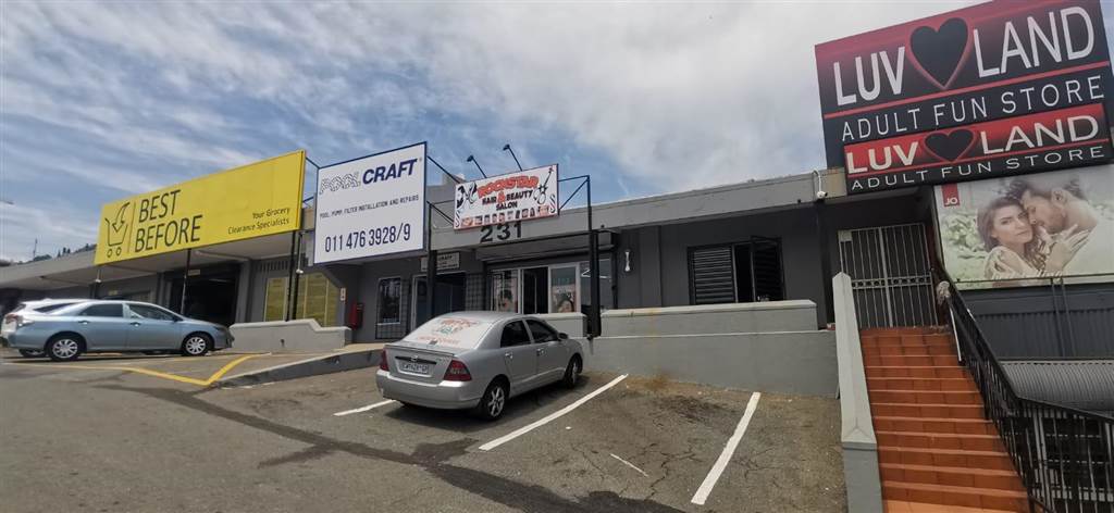 79  m² Commercial space in Northcliff photo number 1