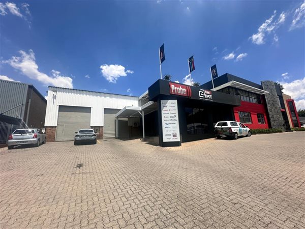 3400  m² Commercial space in Meadowdale