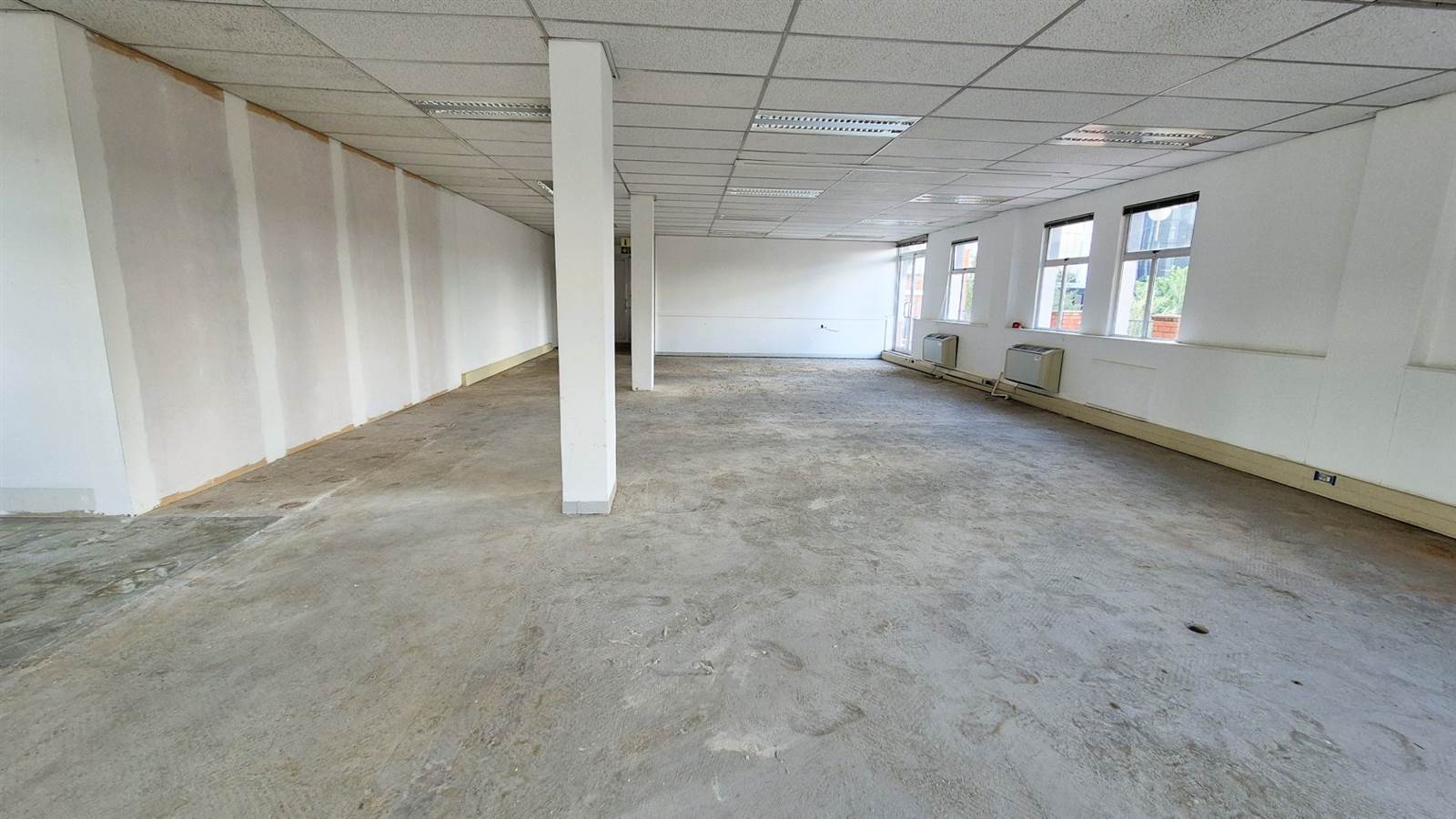 750  m² Office Space in Menlyn photo number 15