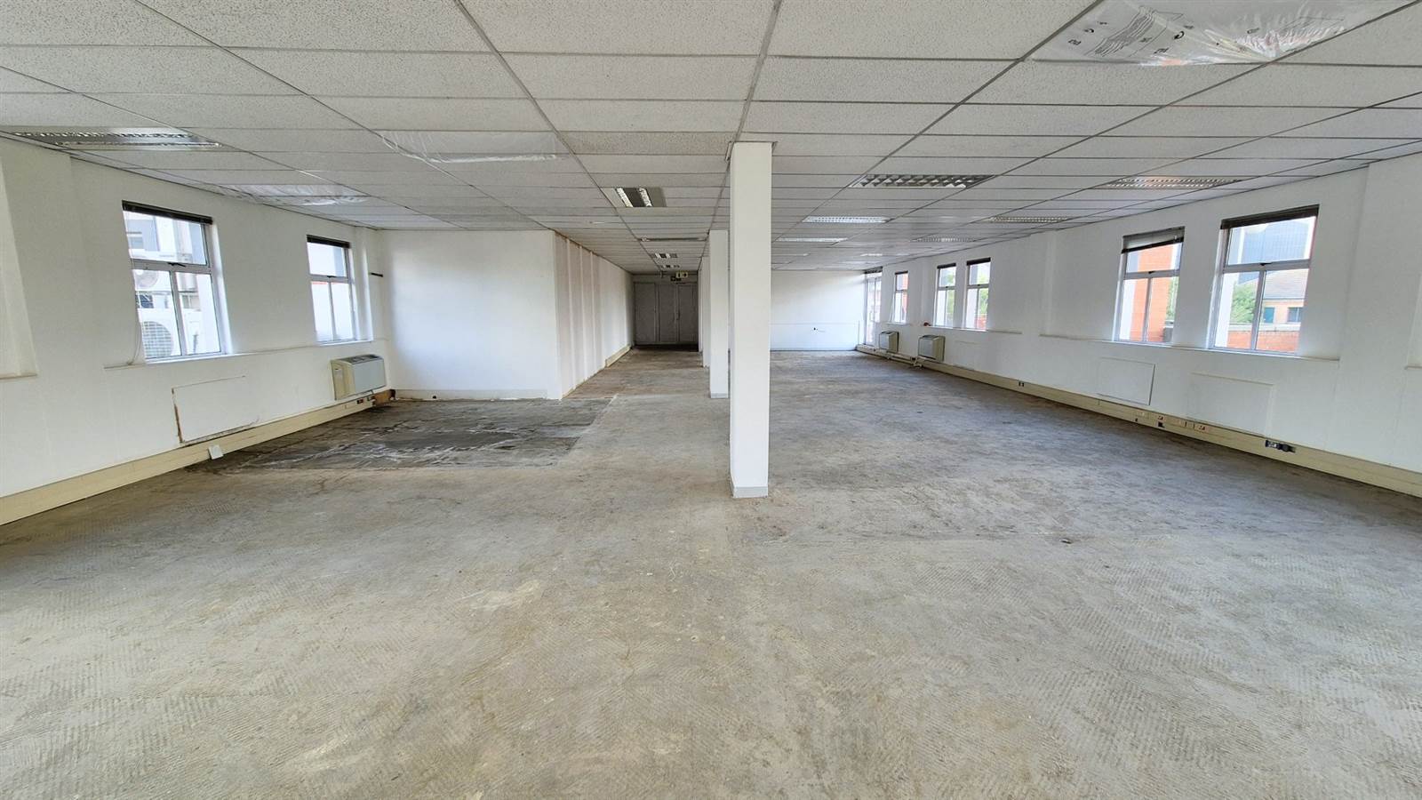 750  m² Office Space in Menlyn photo number 14