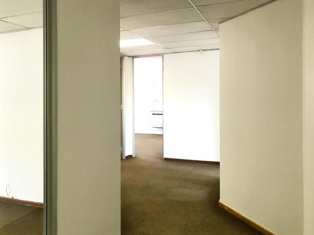 164  m² Office Space in Bedfordview photo number 6