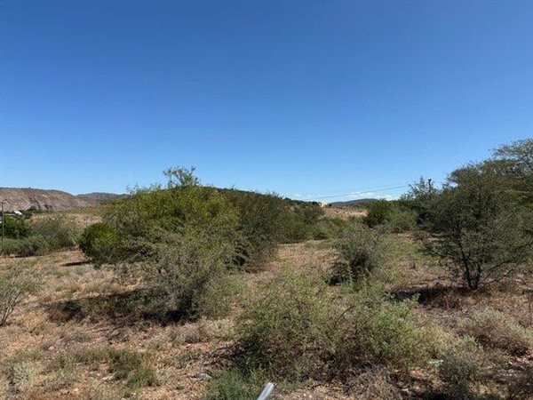 1 700 m² Land 1 700 m² Land