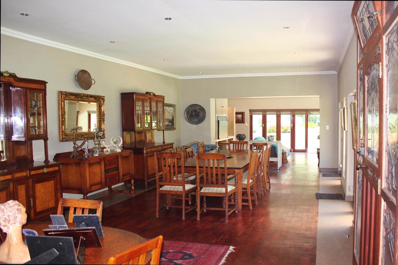 5 Bed House in Waterkloof photo number 11