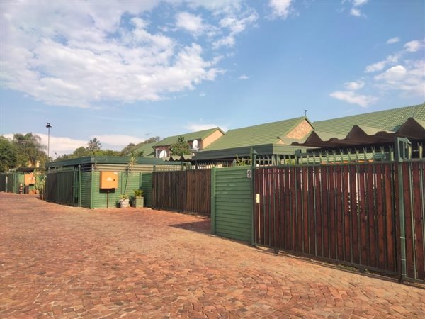 1 Bed Townhouse in Wonderboom South