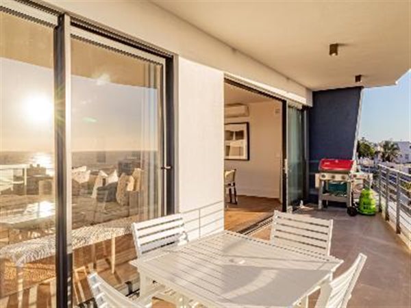 2 Bed House in Sea Point