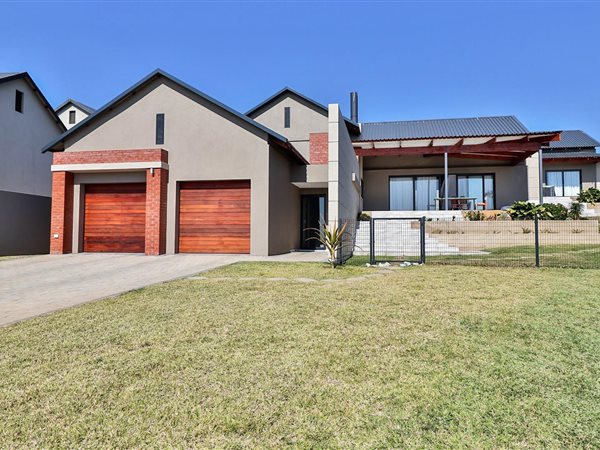 4 Bedroom House 4 Bedroom House