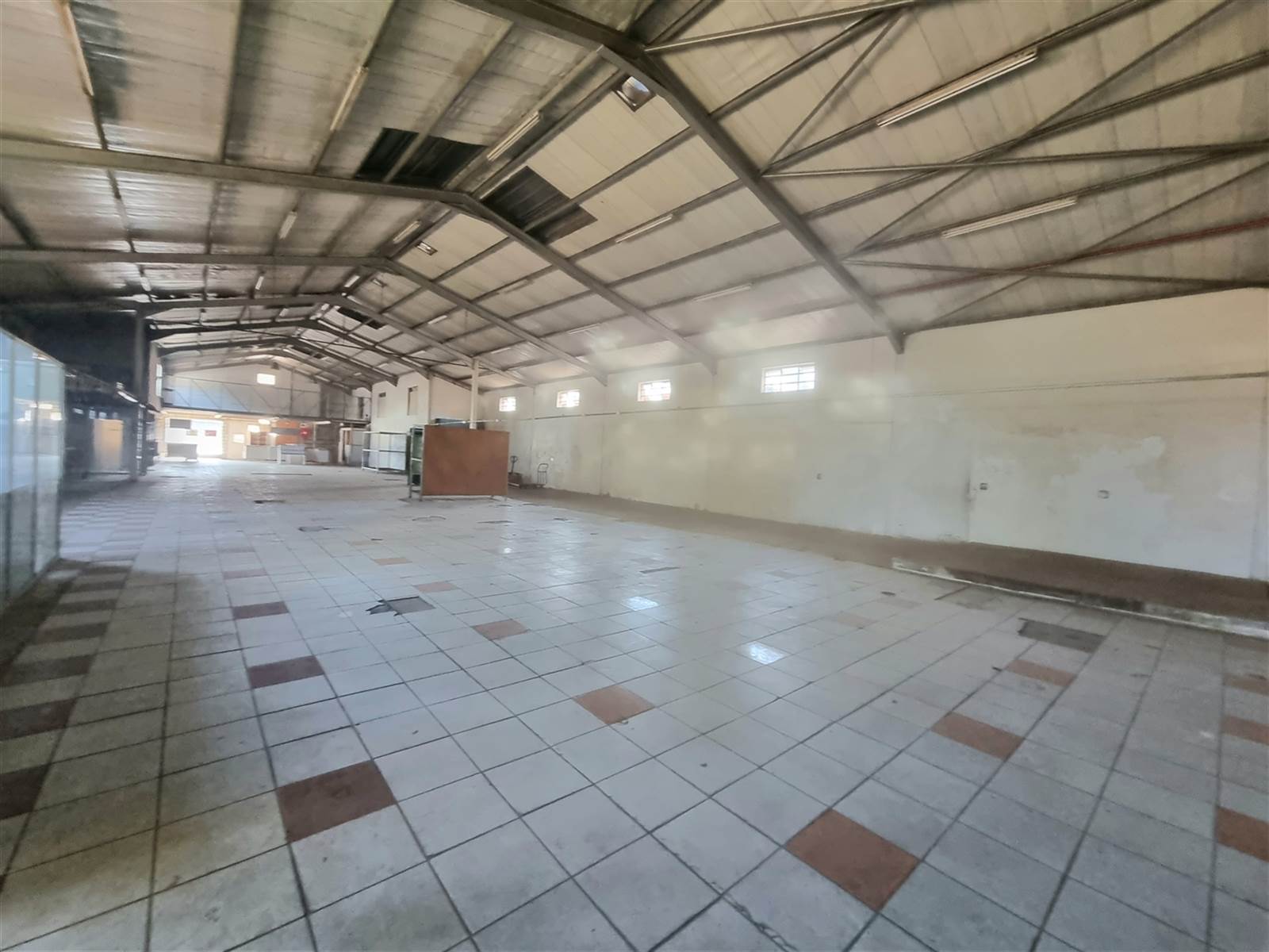 615  m² Commercial space in Louis Trichardt photo number 3