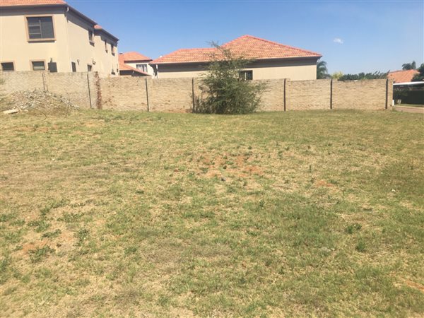 362 m² Land