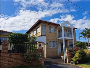 4 Bed House in Merebank East