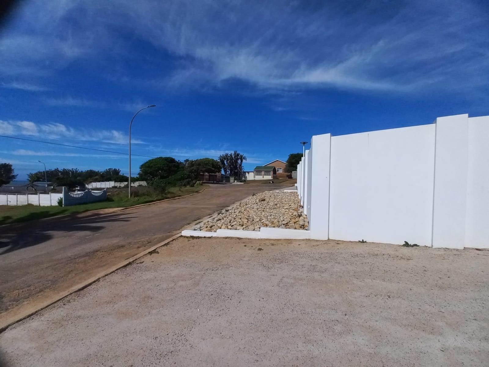 1393 m² Land available in Jeffreys Bay photo number 7