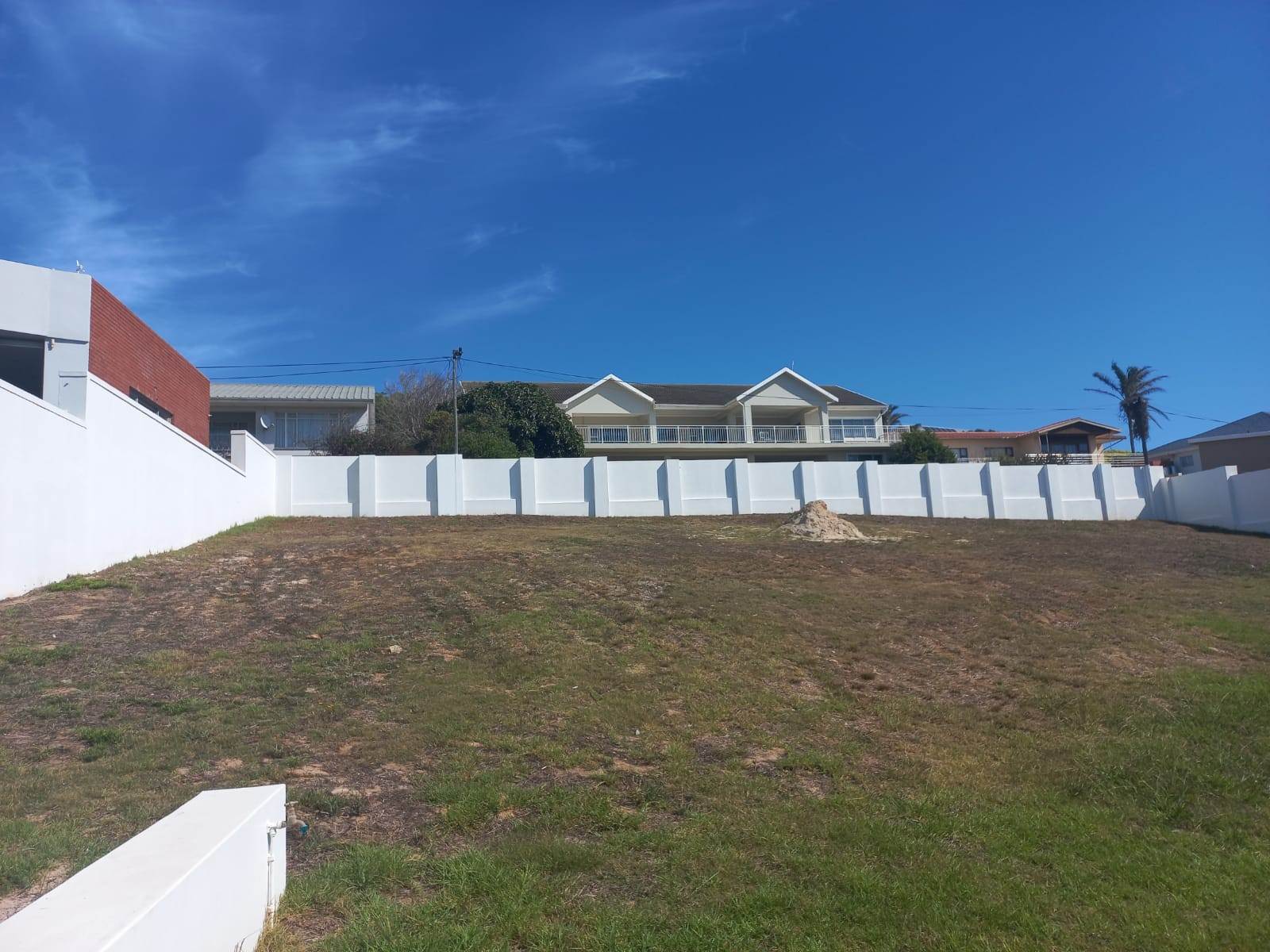 1393 m² Land available in Jeffreys Bay photo number 4