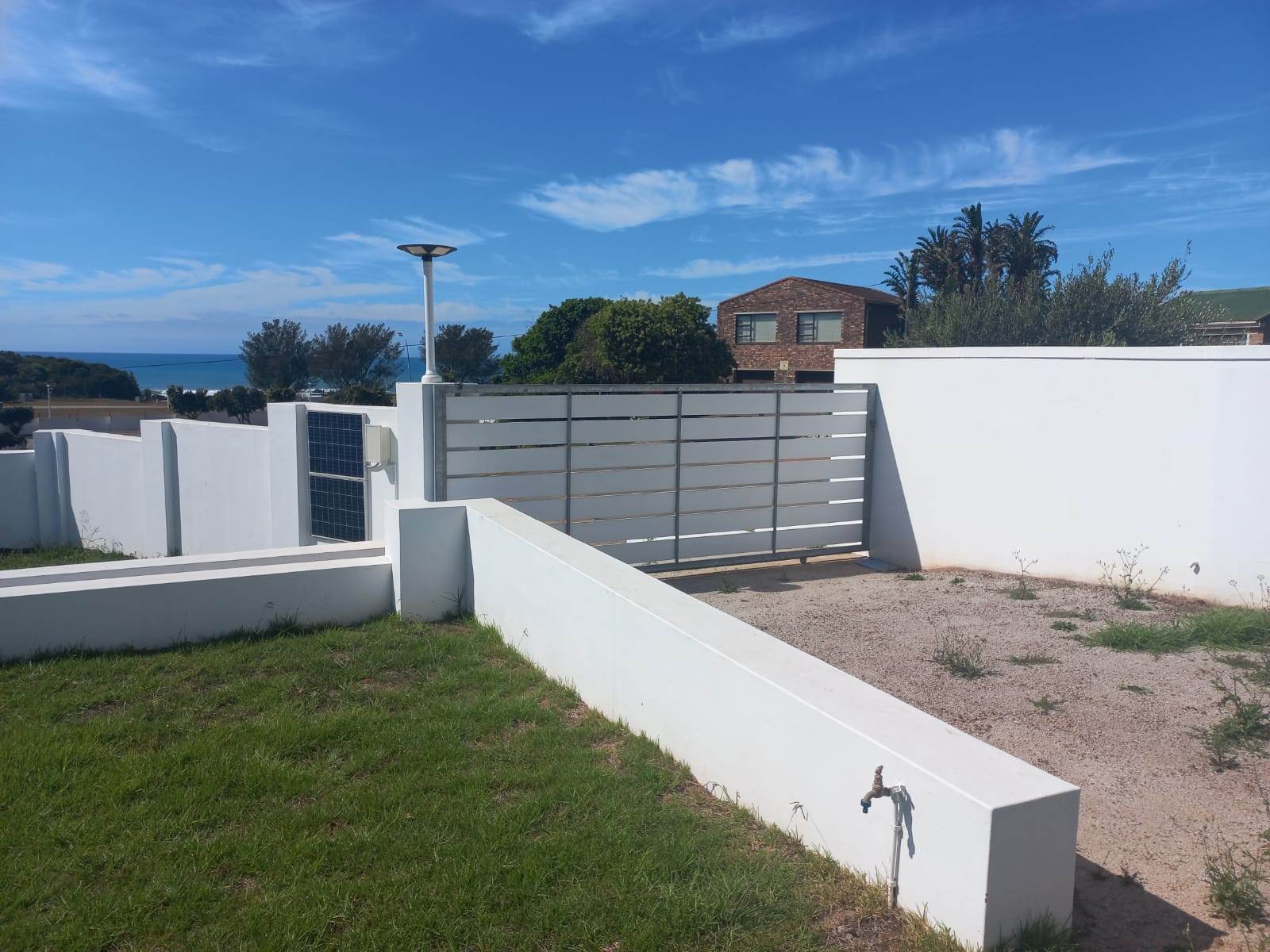1393 m² Land available in Jeffreys Bay photo number 9