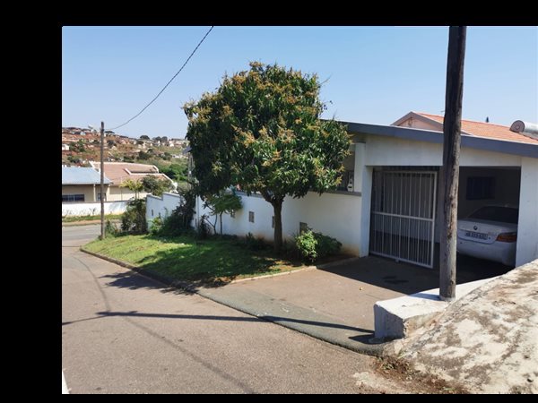 4 Bed House in Mobeni