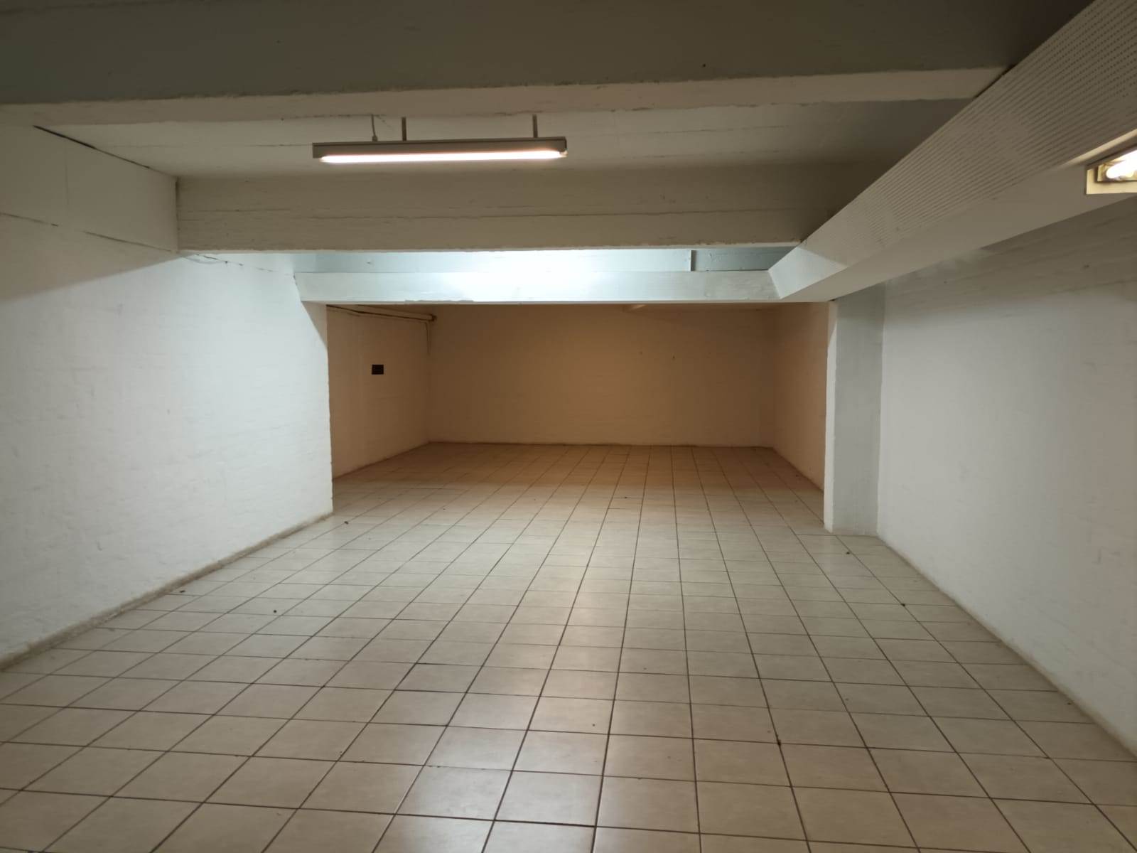 893  m² Commercial space in Pretoria Central photo number 10