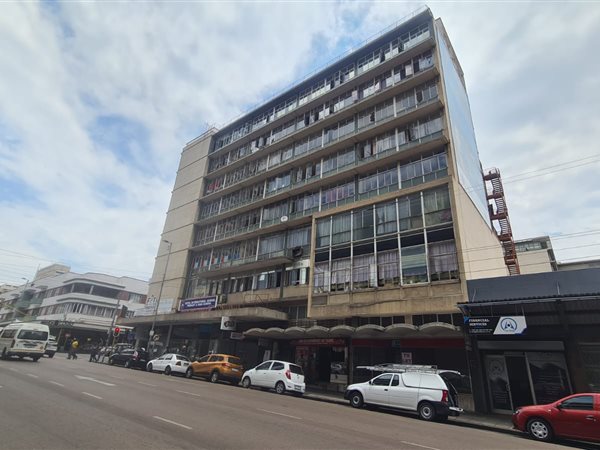 893  m² Commercial space in Pretoria Central