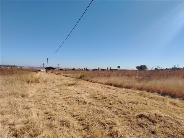 8 500 m² Land 8 500 m² Land