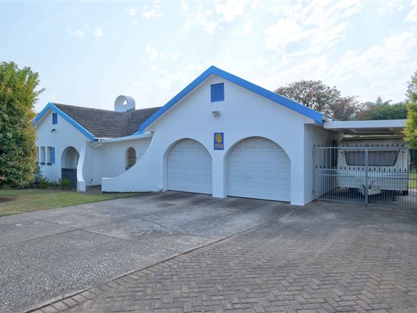 4 Bedroom House 4 Bedroom House
