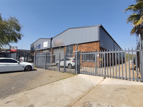 632  m² Industrial space in Sebenza