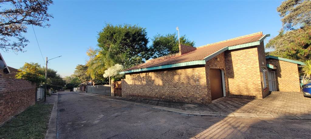 3 Bed House in Modimolle photo number 14