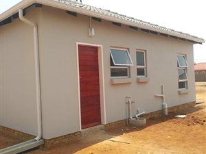 2 Bed House in Lehae