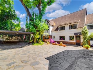 1 Bed Apartment in Craighall Park