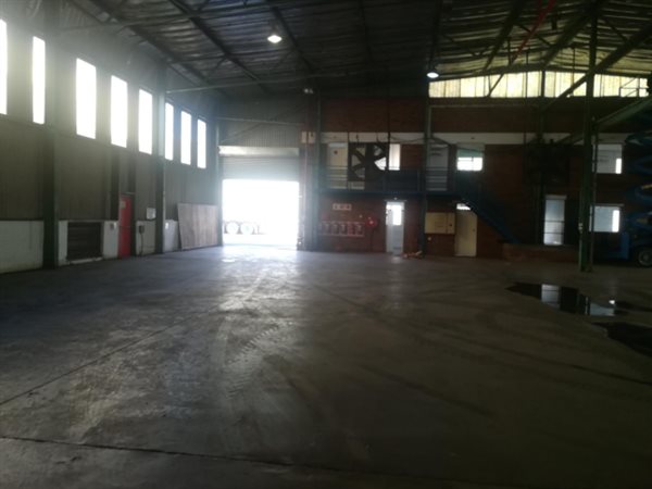 1471  m² Industrial space in Isipingo