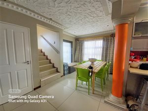4 Bed House in Klipfontein View