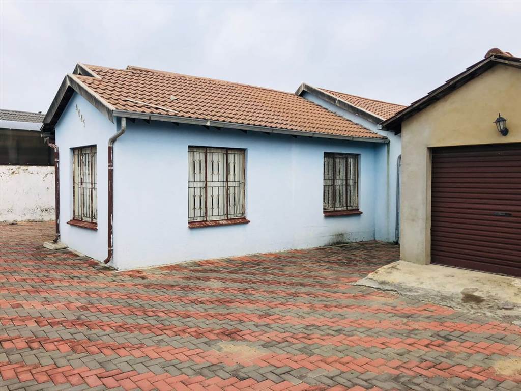 3 Bed House in Kaalfontein photo number 18