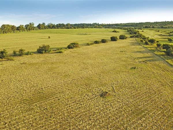 1 821 m² Land 1 821 m² Land