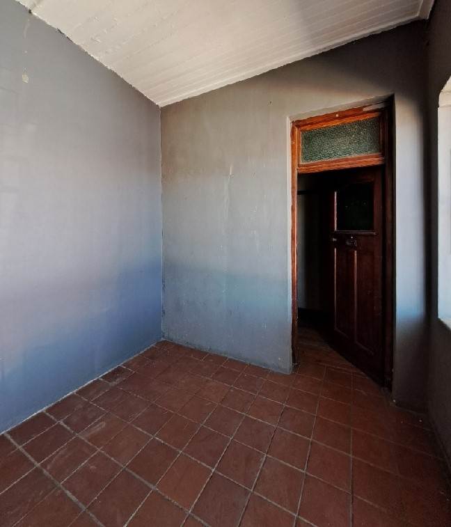 110  m² Commercial space in Cradock photo number 3