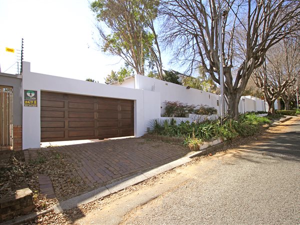 3 Bedroom House 3 Bedroom House