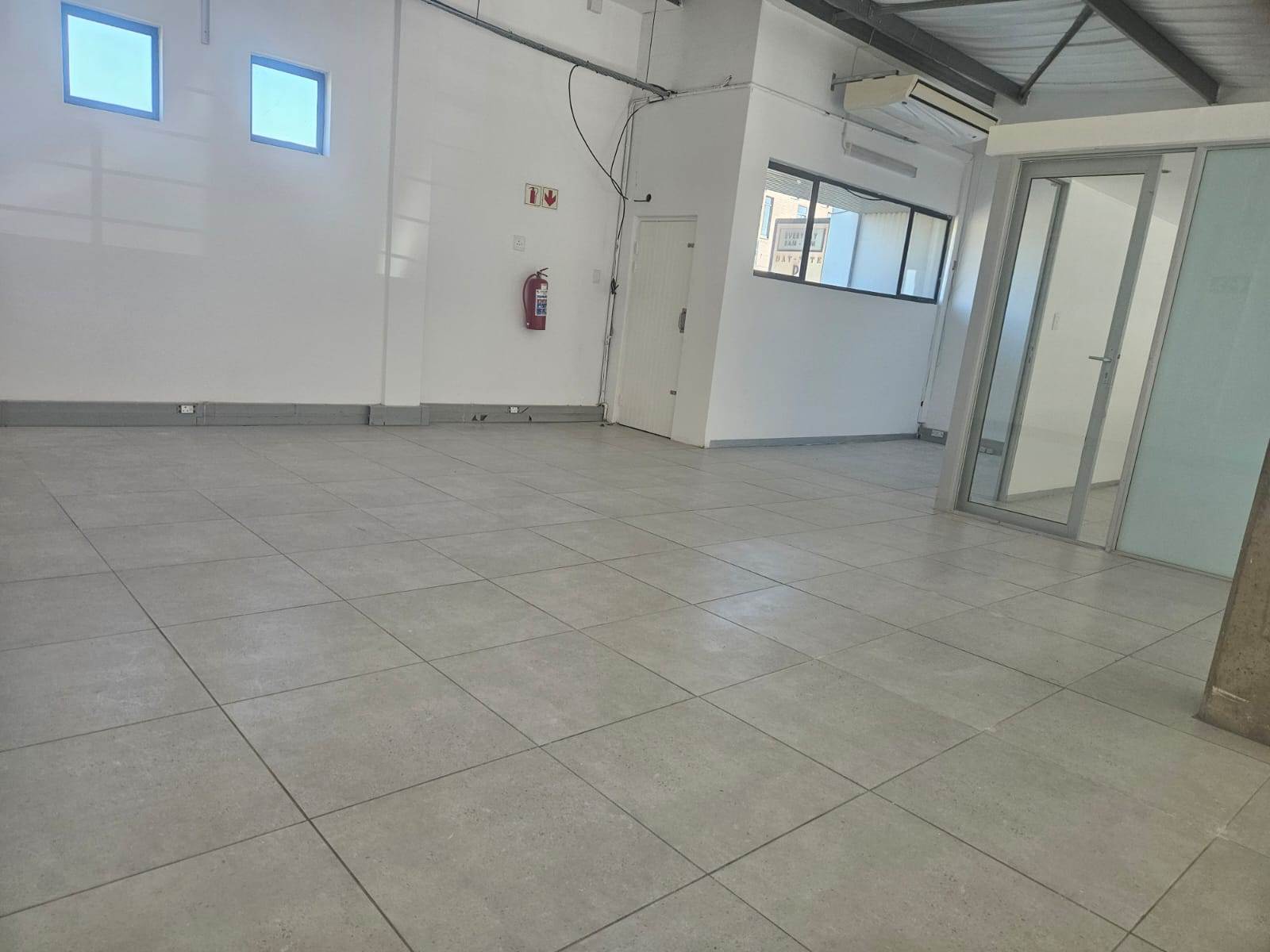 234  m² Commercial space in New Town Centre photo number 18