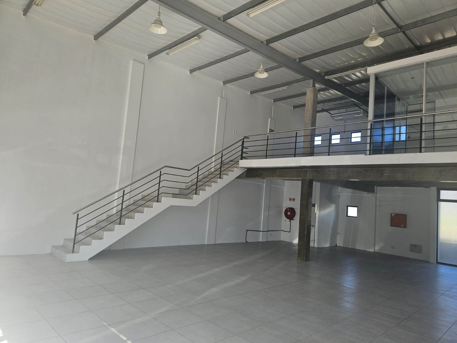 234  m² Commercial space in New Town Centre photo number 8