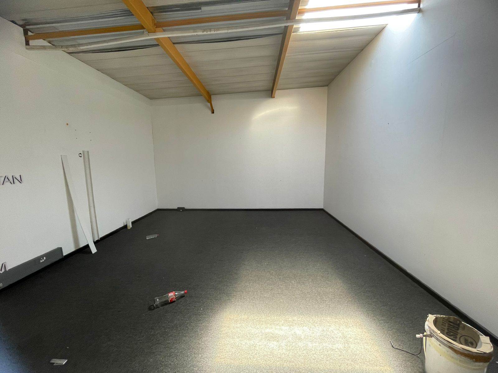 1300  m² Commercial space in Kensington B photo number 17