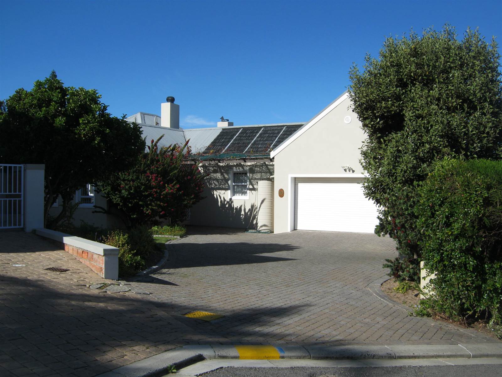 3 Bed House in Steynsrust photo number 1