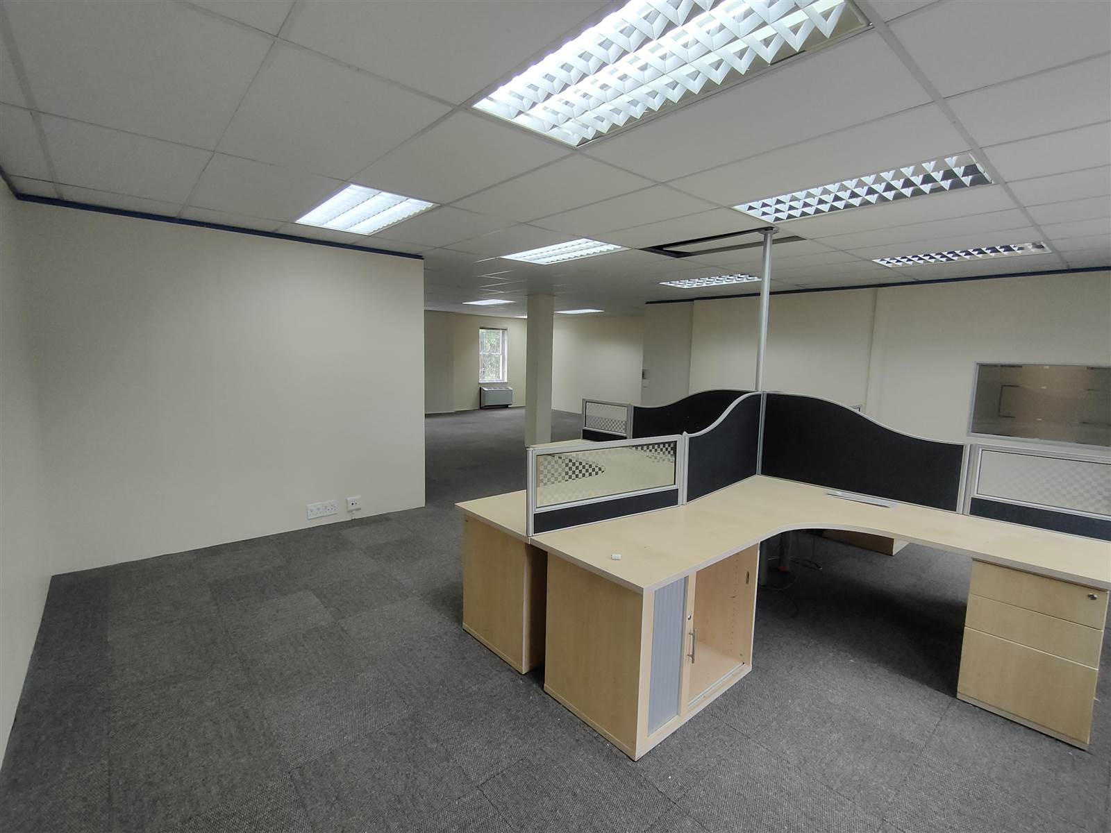 120  m² Commercial space in Bellville Central photo number 10