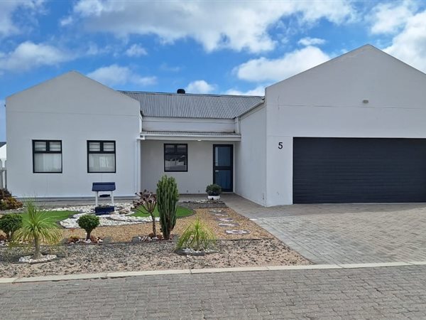 3 Bedroom House 3 Bedroom House