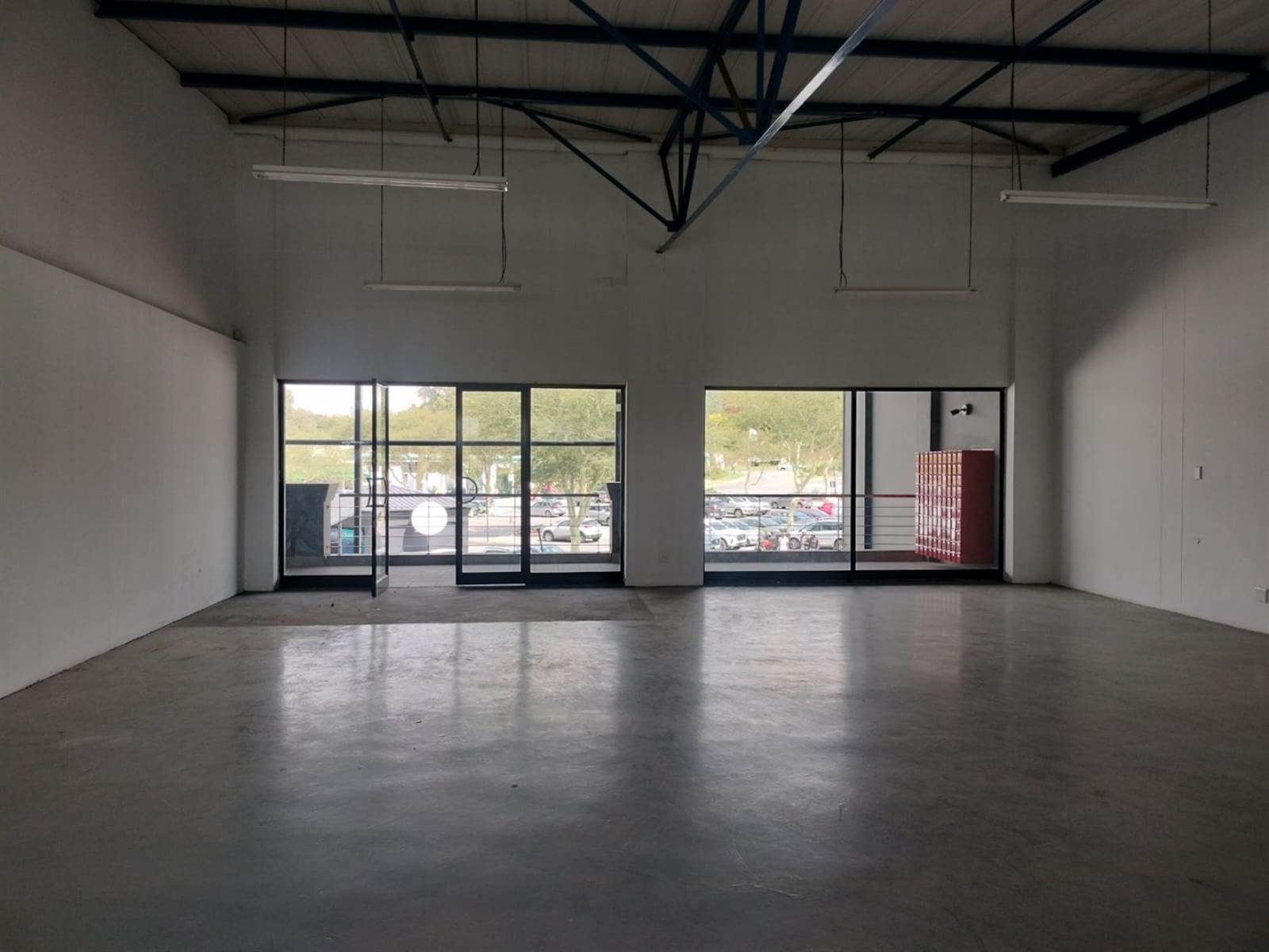152  m² Commercial space in Bromhof photo number 10