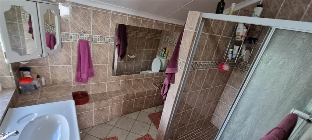 4 Bed House in Trichardt photo number 27