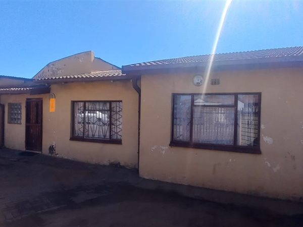 3 Bedroom House 3 Bedroom House