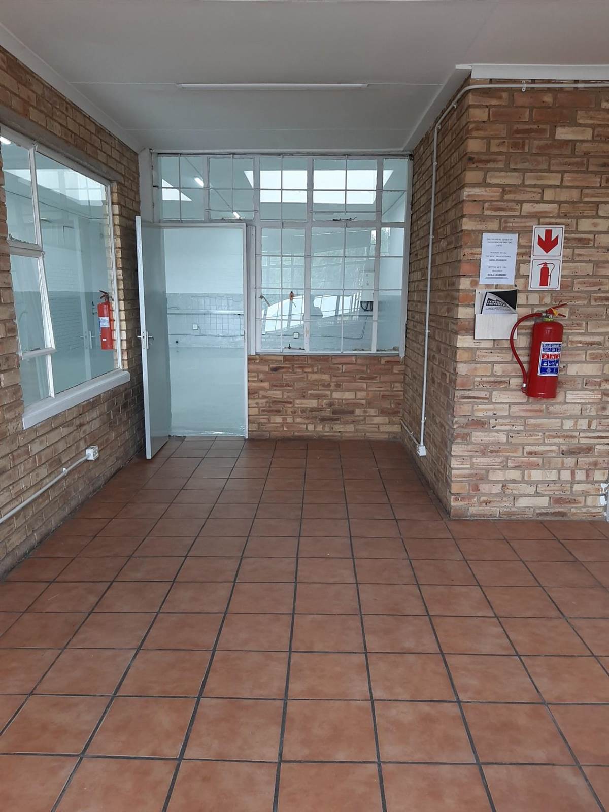 200  m² Commercial space in Krugersdorp Central photo number 11
