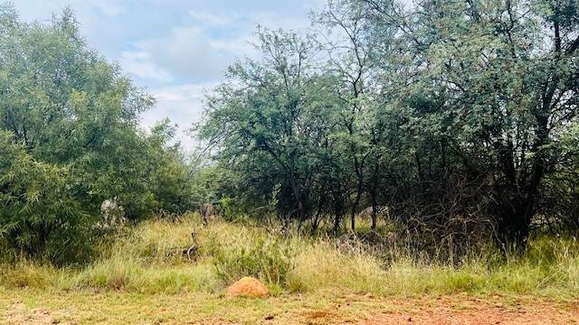 776 m² Land available in Leloko photo number 9