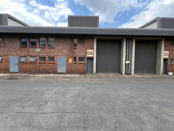 271  m² Industrial space