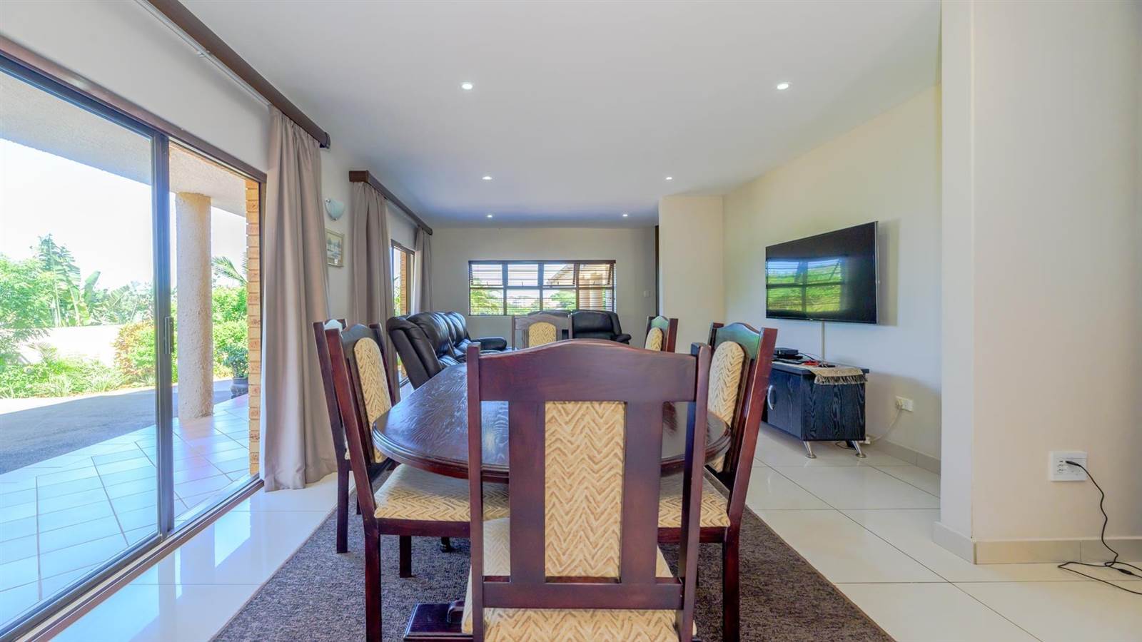5 Bed House in Ballito photo number 13