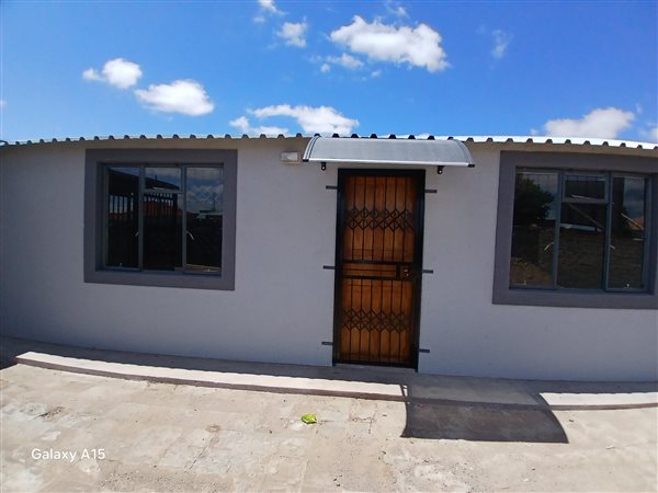 2 Bedroom House 2 Bedroom House