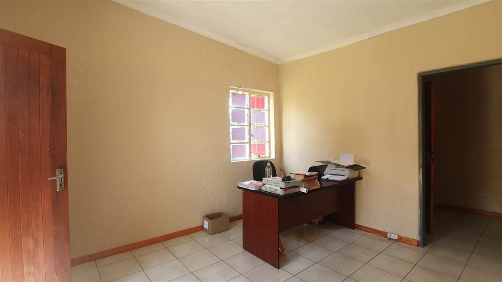 497  m² Commercial space in Middelburg Central photo number 23