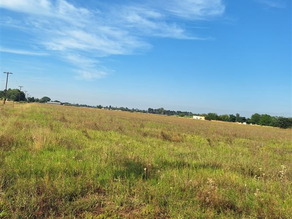 1 ha Land available in Kaalplaats